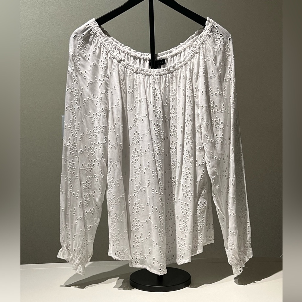 Sanctuary White Eyelet Blouse w/lining